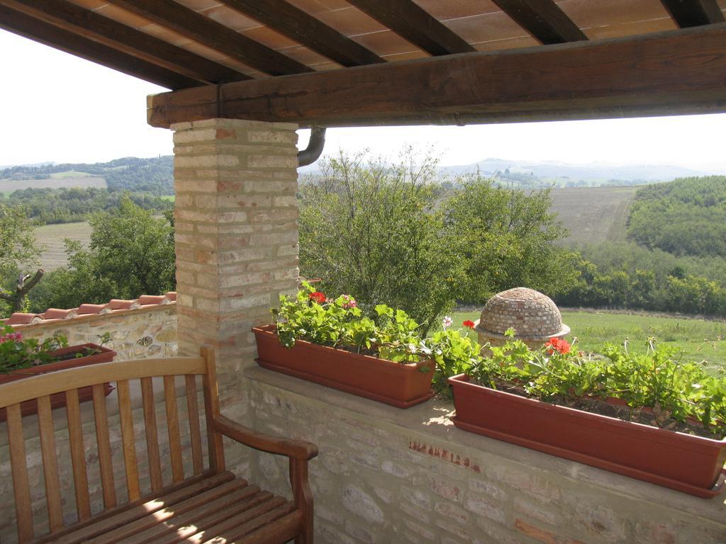 Agriturismo Ragoncino Лаятико Екстериор снимка